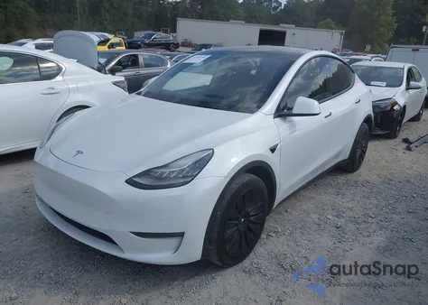 2020 Tesla Model Y Long Range Dual Motor All-Wheel Drive from USA, damaged, VIN 5YJYGDEE4LF038301
